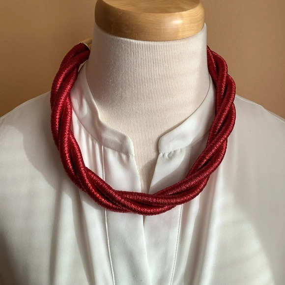VINTAGE Red Twisted Rope Choker Statement Necklace - Picture 2 of 9